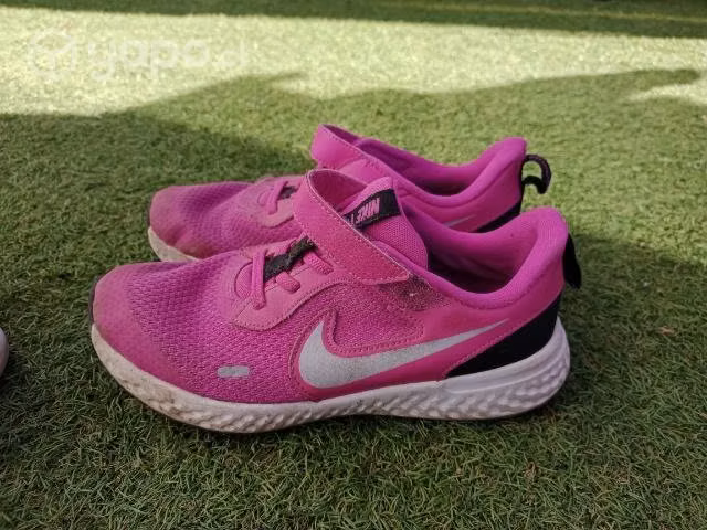 Zapatillas número 35 - Imagen 2