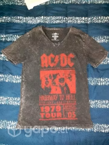 Poleras rockeras