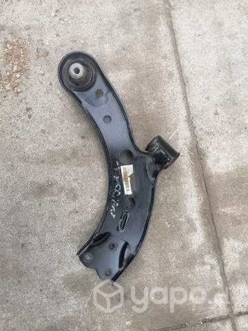 Bandeja delantera ford territory LH Año 2020