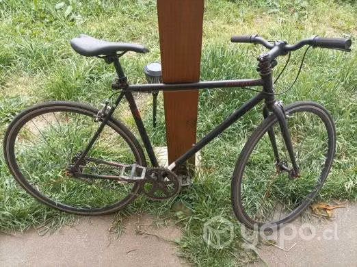 BICICLETA ARO 28 CITYFIXER 1 (Incluye casco)
