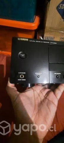 Receiver yamaha prácticamente nuevo 13 años guarda