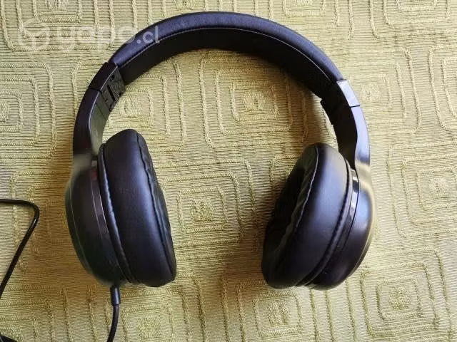 Audífonos con cable