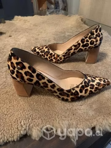 Zapatos Pollini 100% cuero animal print - Imagen 2