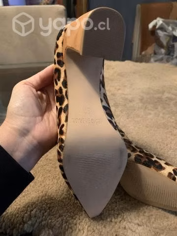 Zapatos Pollini 100% cuero animal print - Imagen 3