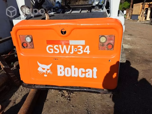 Minicargador bobcat S750