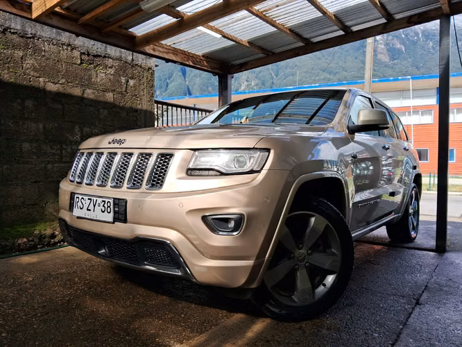 Grand Cherokee Overland 2015 - Imagen 2