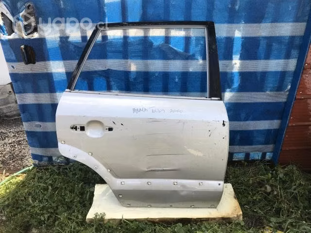 Puerta trasera derecha Hyundai Tucson