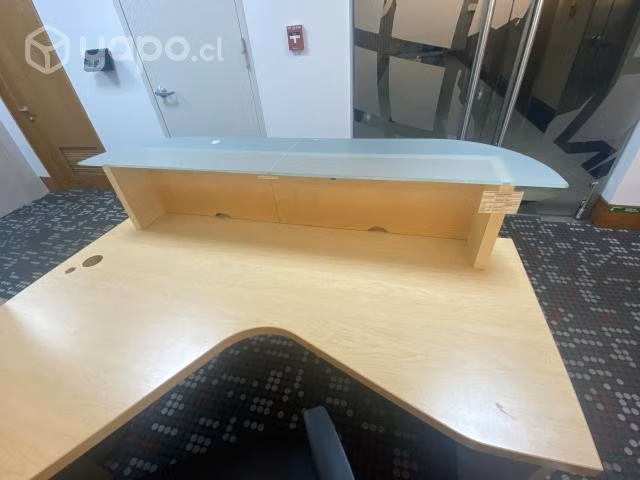 Escritorio recepción - Imagen 5
