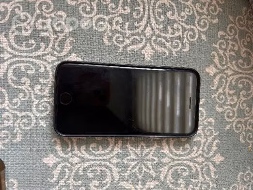 iPhone SE