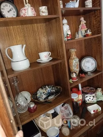 mueble de madera antiguo