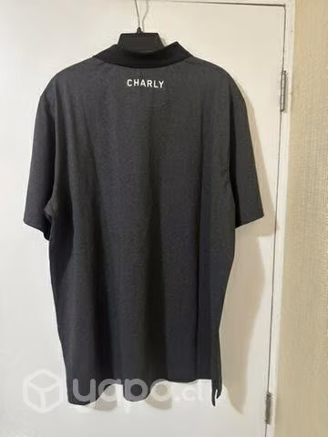 Polera deportiva marca Charly - Imagen 2