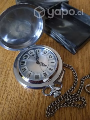 Reloj de bolsillo a cuerda sovietico Molnija ruso