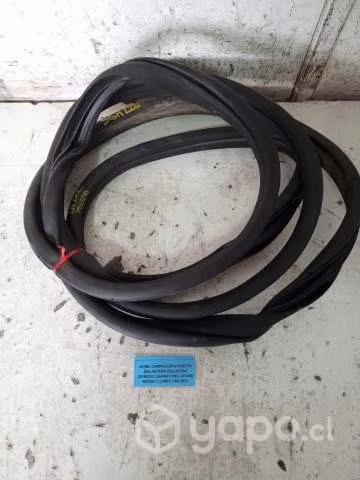 Goma Carroceria Puerta Delantera Izq SSangYong Gra