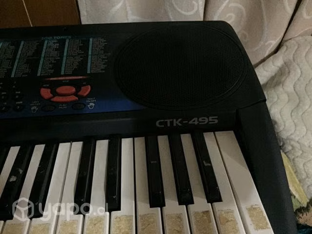 Teclado Casio CTK 495