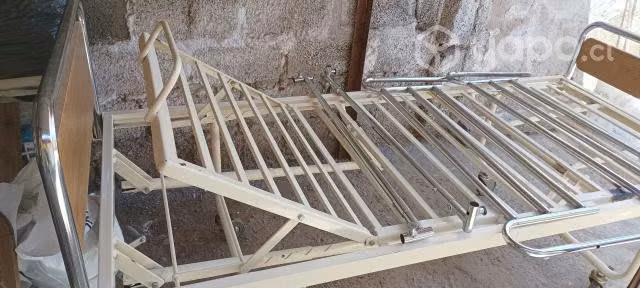 Catre clínico