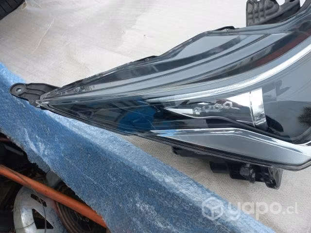 Óptico derecho Toyota AYGO ORIGINAL 2023