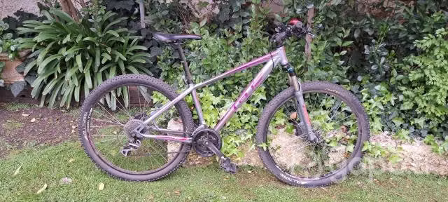 Bicicleta mtb gt outpost aro 27,5