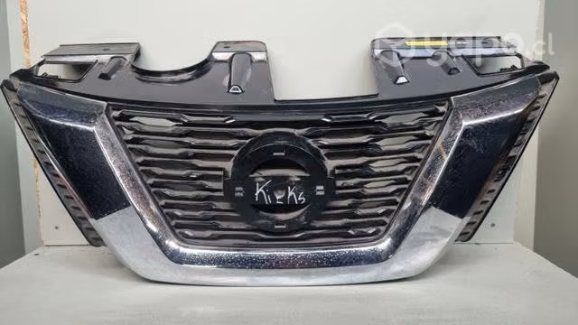 Mascara Nissan kicks dmg la cisterna 53.02