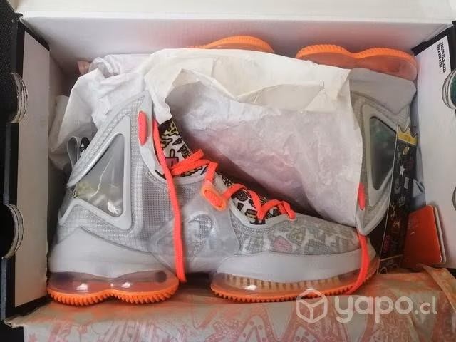 Zapatillas de básquetbol LebronXIX