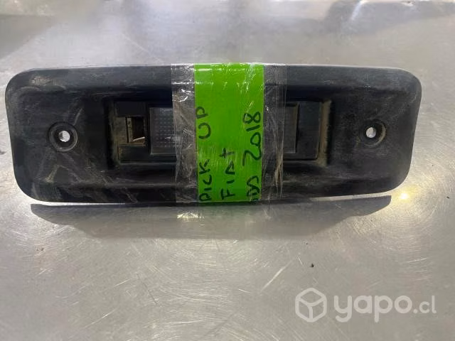 Farol pick up (022) Fiat Strada 2018