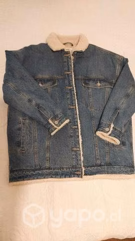 Chaqueta de mezclilla con interior de chiporro