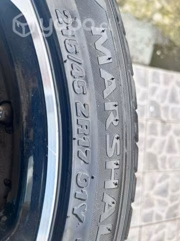 Neumaticos marshall 215/45/17