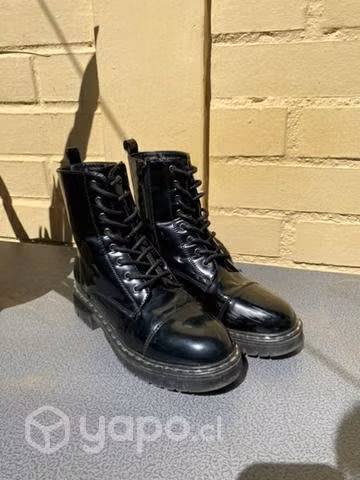 Botines tipo charol - Imagen 2
