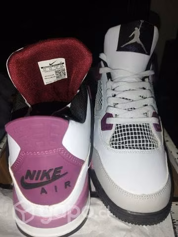 Jordan retro 4