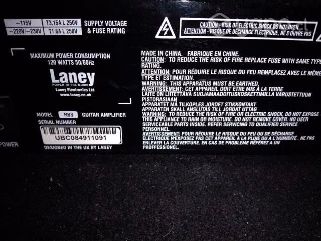 Bajo Ibanez, amplificador Laney 120w