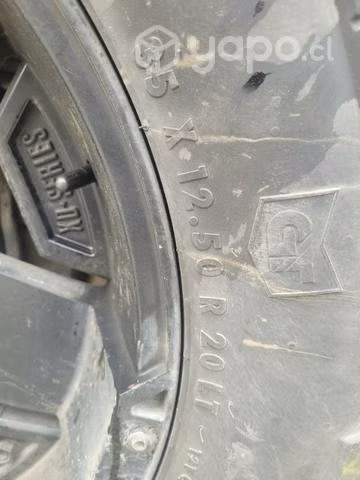 Llantas y neumáticos