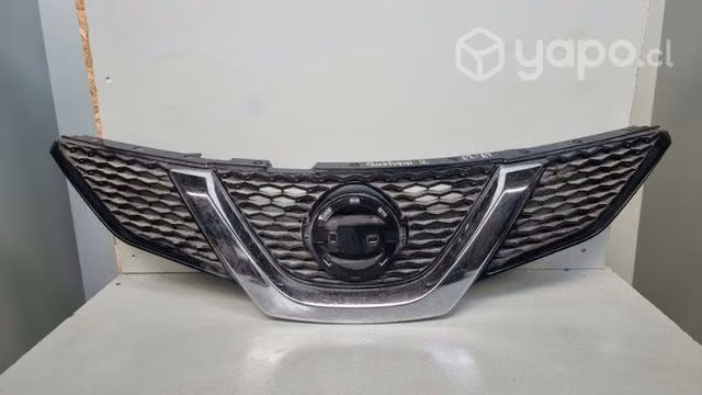 Mascara Nissan qashqai dmg la cisterna 06.23