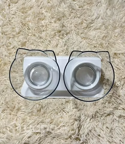 Plato doble para gatos