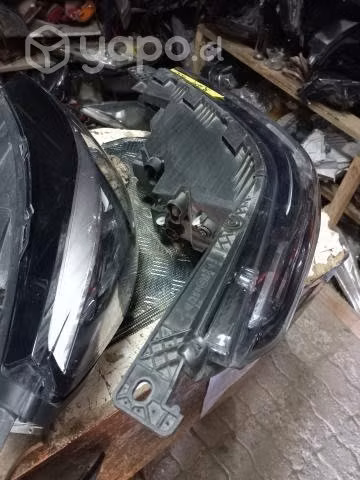 Optico derecho Dodge Ram 700 Led ORIGINAL
