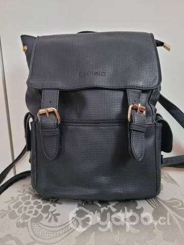 Mochila negra Azaleia