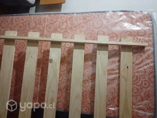 Cama una plasa imedia y dos colchones nuevos