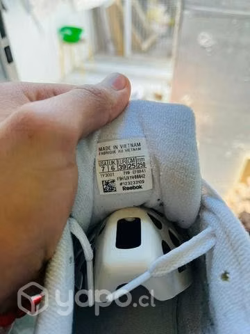 Reebok como nuevas - Imagen 2