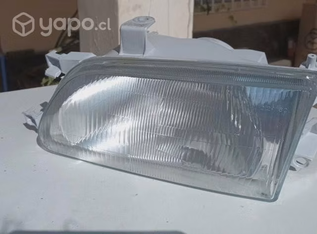 Optico Hyundai 2000