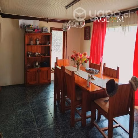 Casa de 450 m2 con parcela de 5.000 m2