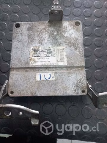 Computador Toyota yaris eco. 2005