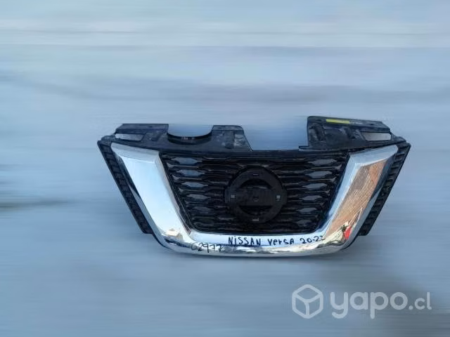 Mascara nissan sentra 2020-2022