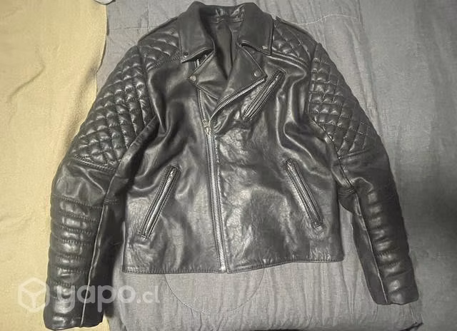 Chaqueta cuero rockera motoquera
