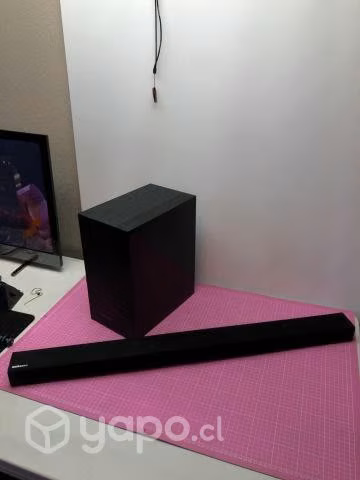 Soundbar Samsung 200W inañámbrico regalado