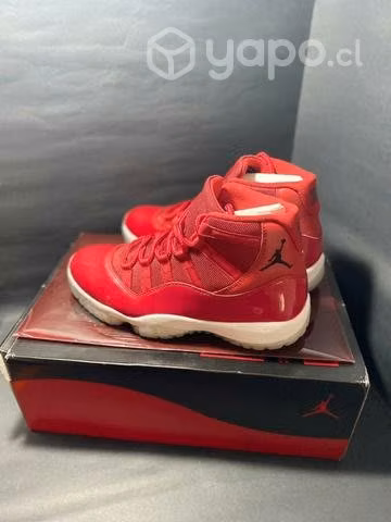Jordan retro 11 XI Talla 43