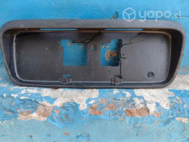 Moldura de tapa maleta Fiat marea 1998-2000 - Imagen 5