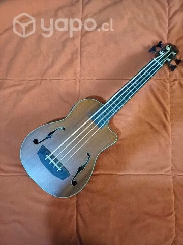 Ubass Kala Journeyman Mahogany c/ Funda