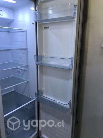 Refrigerador Hisense Side by Side - Imagen 3