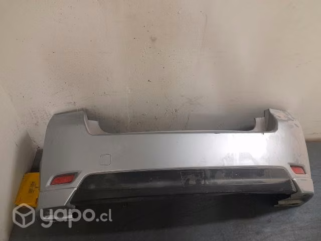 Parachoques trasero Subaru Impreza 2013.