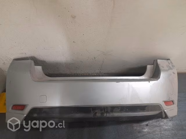 Parachoques trasero Subaru Impreza 2013.