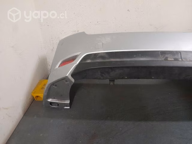 Parachoques trasero Subaru Impreza 2013.