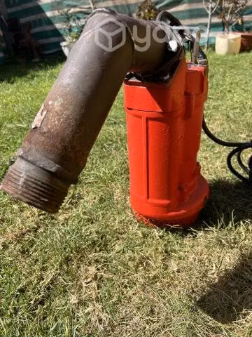 Bomba sumergible de alto flujo